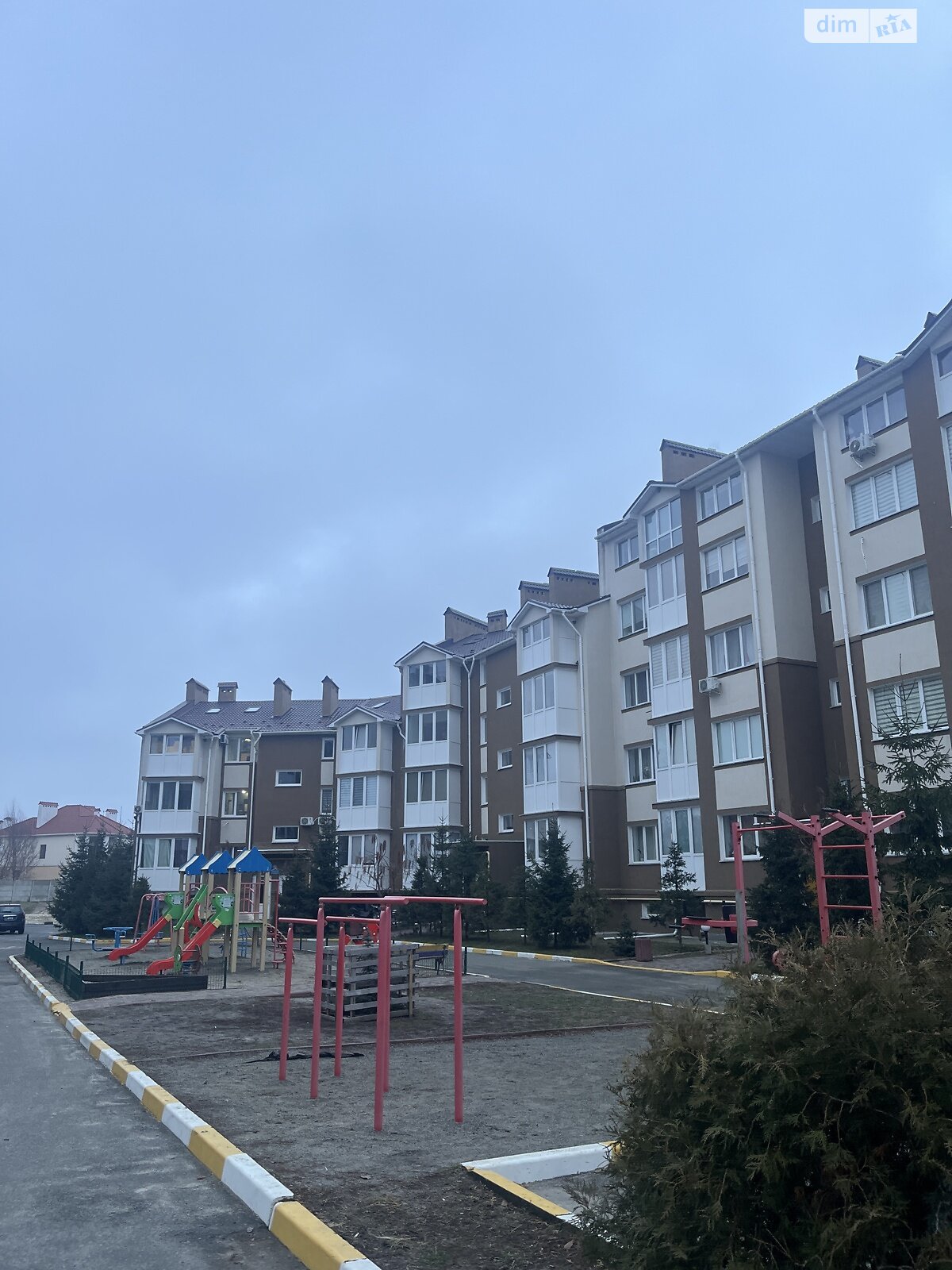 Продаж трикімнатної квартири в Ворзелі, на вул. Павла Чубинського 10, кв. 40, фото 1 Продаж трикімнатної квартири в Ворзелі, на вул. Павла Чубинського 10, кв. 40, фото 1