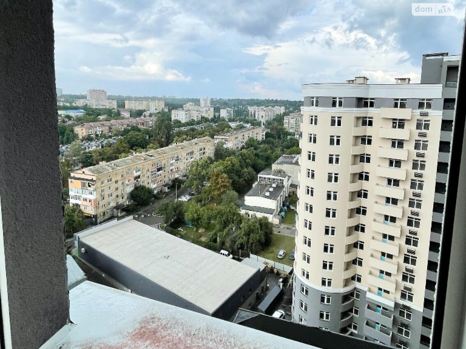 Продаж трикімнатної квартири в Вишгороді, на вул. Шкільна 73Б, район Вишгород фото 1