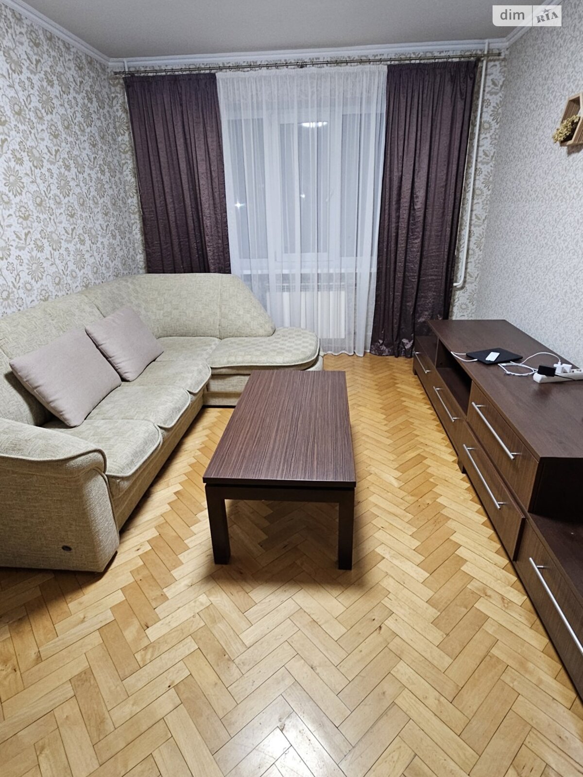 Продаж трикімнатної квартири в Вишгороді, на вул. Гриненка 1А, фото 1 Продаж трикімнатної квартири в Вишгороді, на вул. Гриненка 1А, фото 1