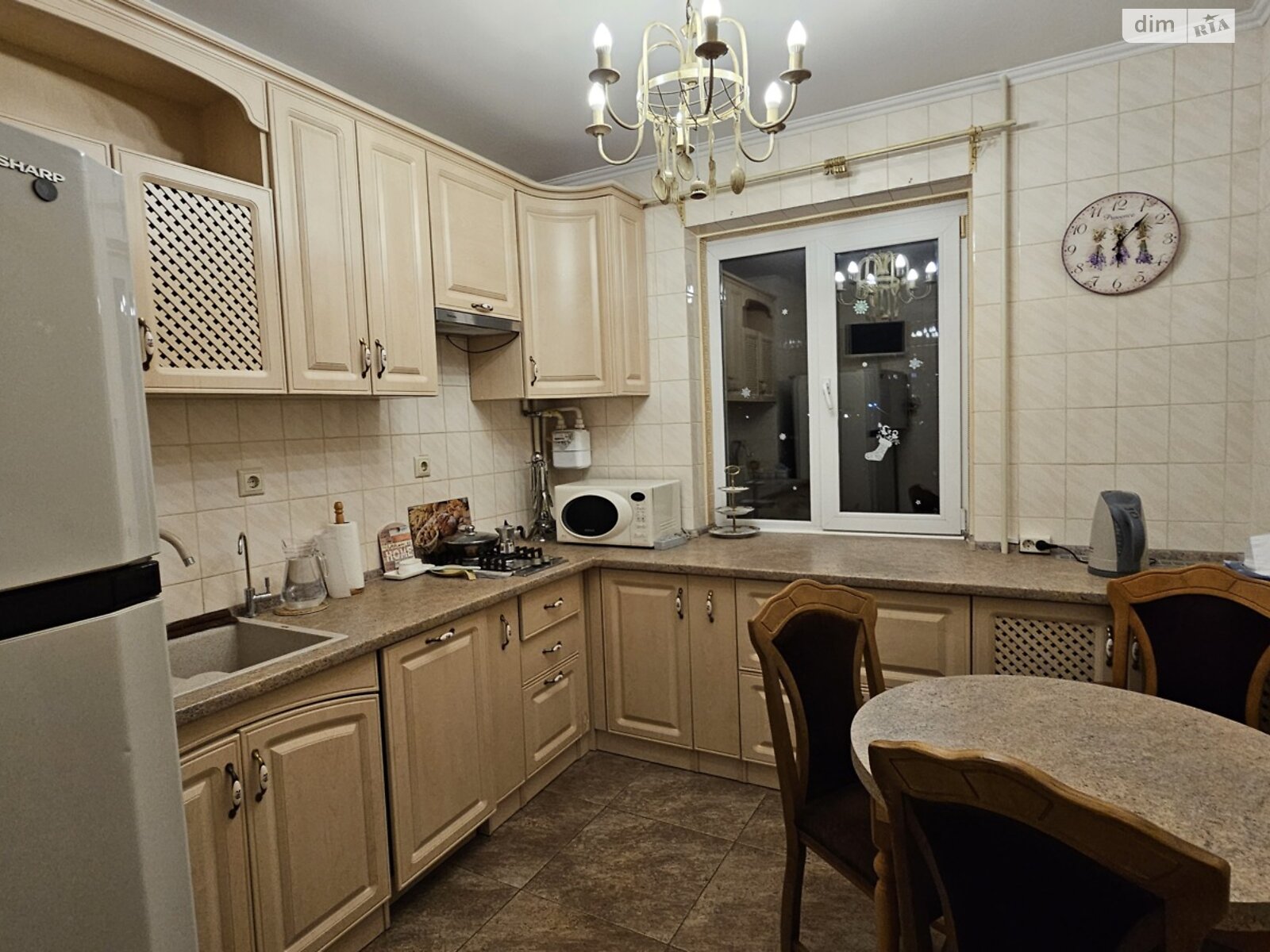 Продаж трикімнатної квартири в Вишгороді, на вул. Гриненка 1А, фото 1 Продаж трикімнатної квартири в Вишгороді, на вул. Гриненка 1А, фото 1