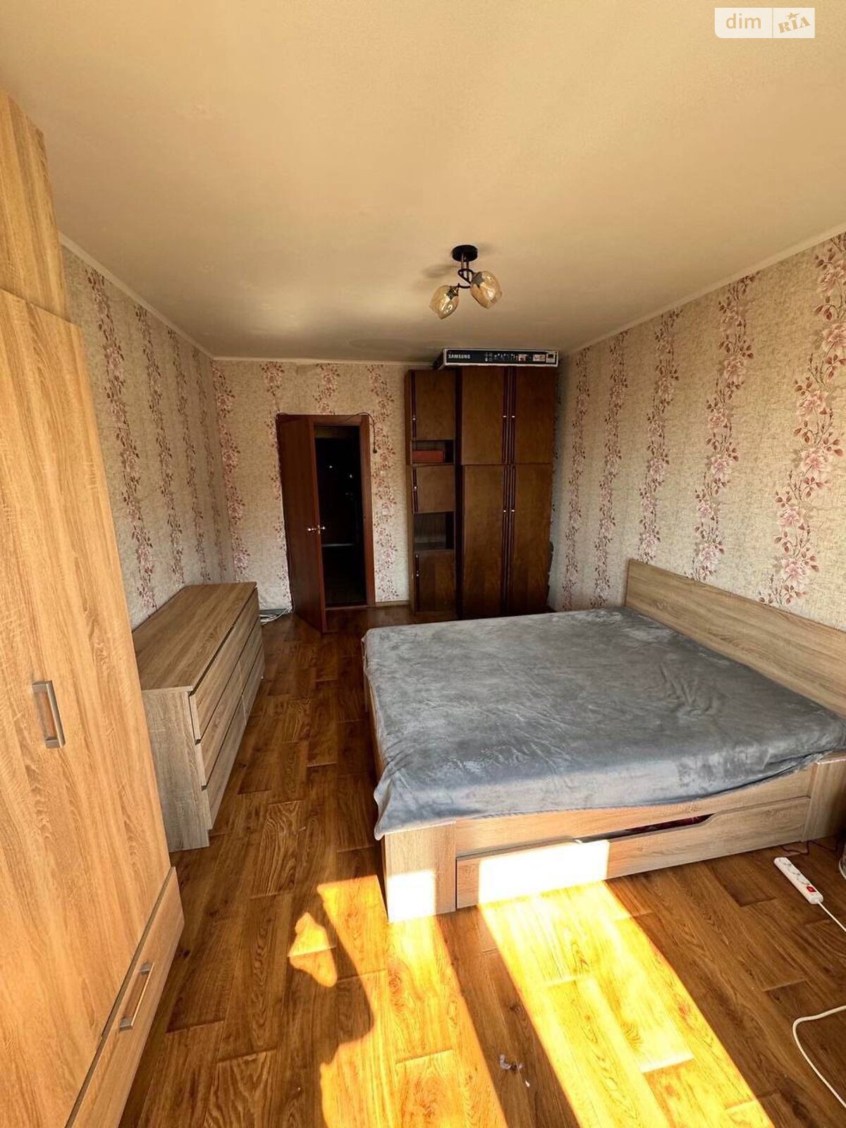 Продажа однокомнатной квартиры в Вышгороде, на ул. Кургузова 1А корпус 3, фото 1 Продажа однокомнатной квартиры в Вышгороде, на ул. Кургузова 1А корпус 3, фото 1