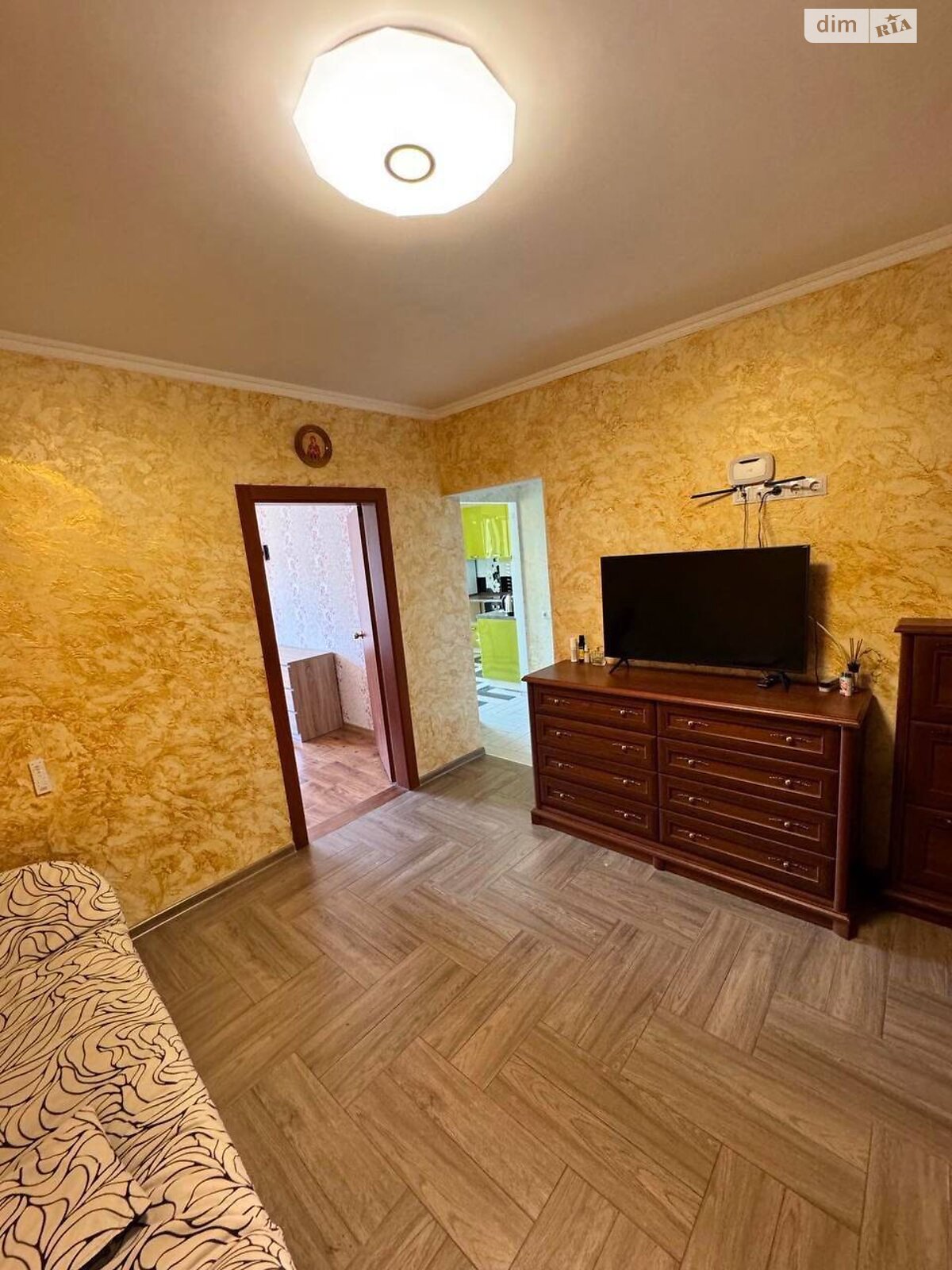 Продажа однокомнатной квартиры в Вышгороде, на ул. Кургузова 1А корпус 3, фото 1 Продажа однокомнатной квартиры в Вышгороде, на ул. Кургузова 1А корпус 3, фото 1