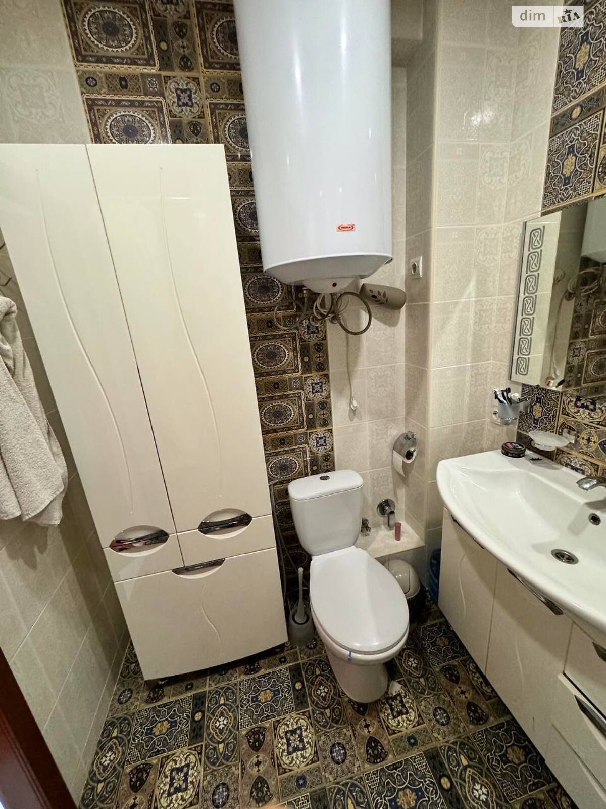 Продажа однокомнатной квартиры в Вышгороде, на ул. Кургузова 1А корпус 3, фото 1 Продажа однокомнатной квартиры в Вышгороде, на ул. Кургузова 1А корпус 3, фото 1