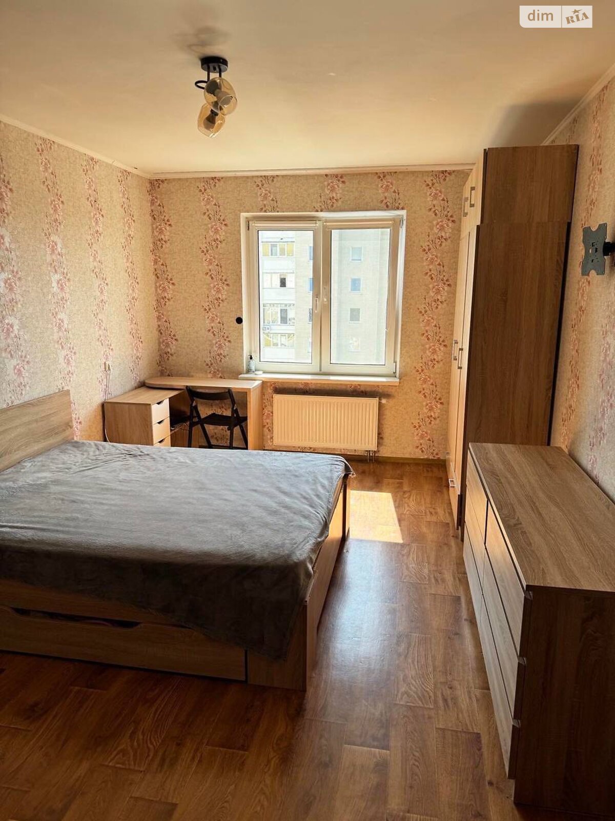 Продажа однокомнатной квартиры в Вышгороде, на ул. Кургузова 1А корпус 3, фото 1 Продажа однокомнатной квартиры в Вышгороде, на ул. Кургузова 1А корпус 3, фото 1