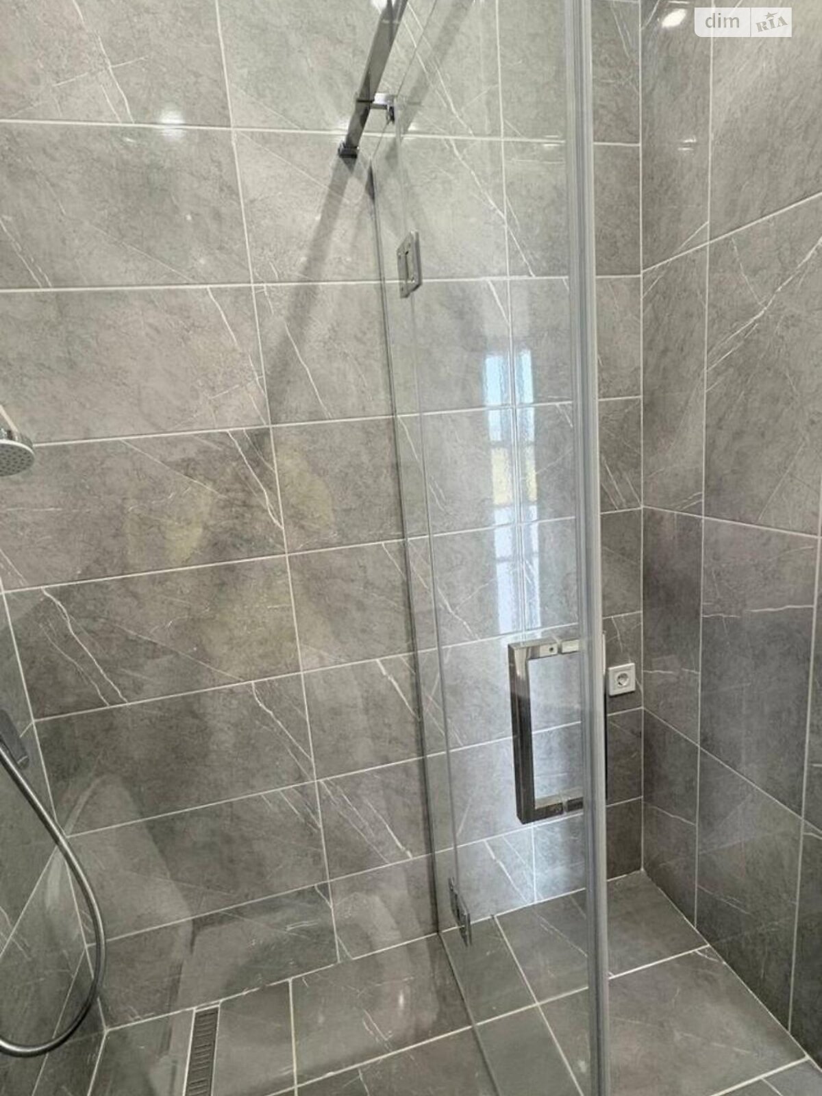 Продажа трехкомнатной квартиры в Вышгороде, на ул. Борисо-Глебская 110 корпус 4, район Вышгород фото 1 Продажа трехкомнатной квартиры в Вышгороде, на ул. Борисо-Глебская 110 корпус 4, район Вышгород фото 1