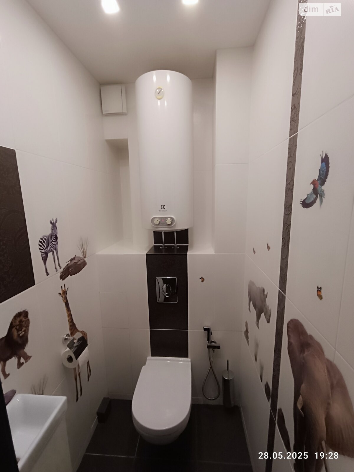 Продажа трехкомнатной квартиры в Вышгороде, на ул. Кургузова 1А корпус 1, район Вышгород фото 1