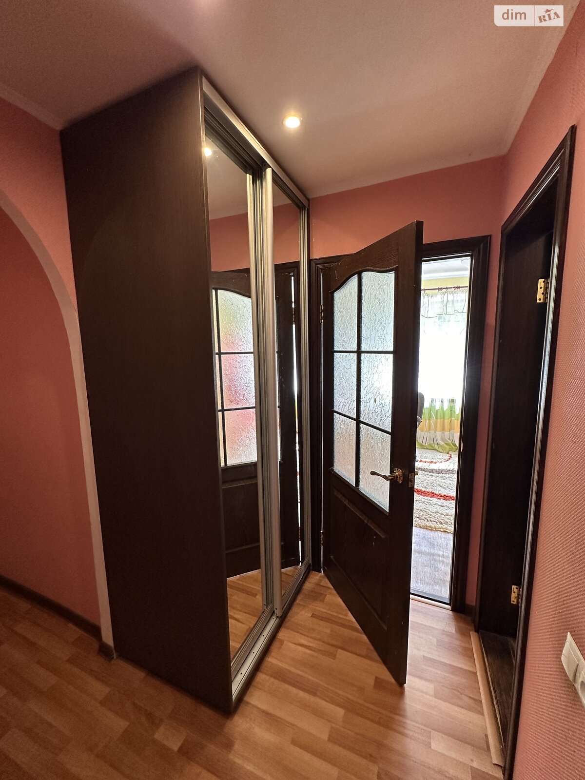 Продажа трехкомнатной квартиры в Вышгороде, на просп. Шевченко 5, район Вышгород фото 1 Продажа трехкомнатной квартиры в Вышгороде, на просп. Шевченко 5, район Вышгород фото 1