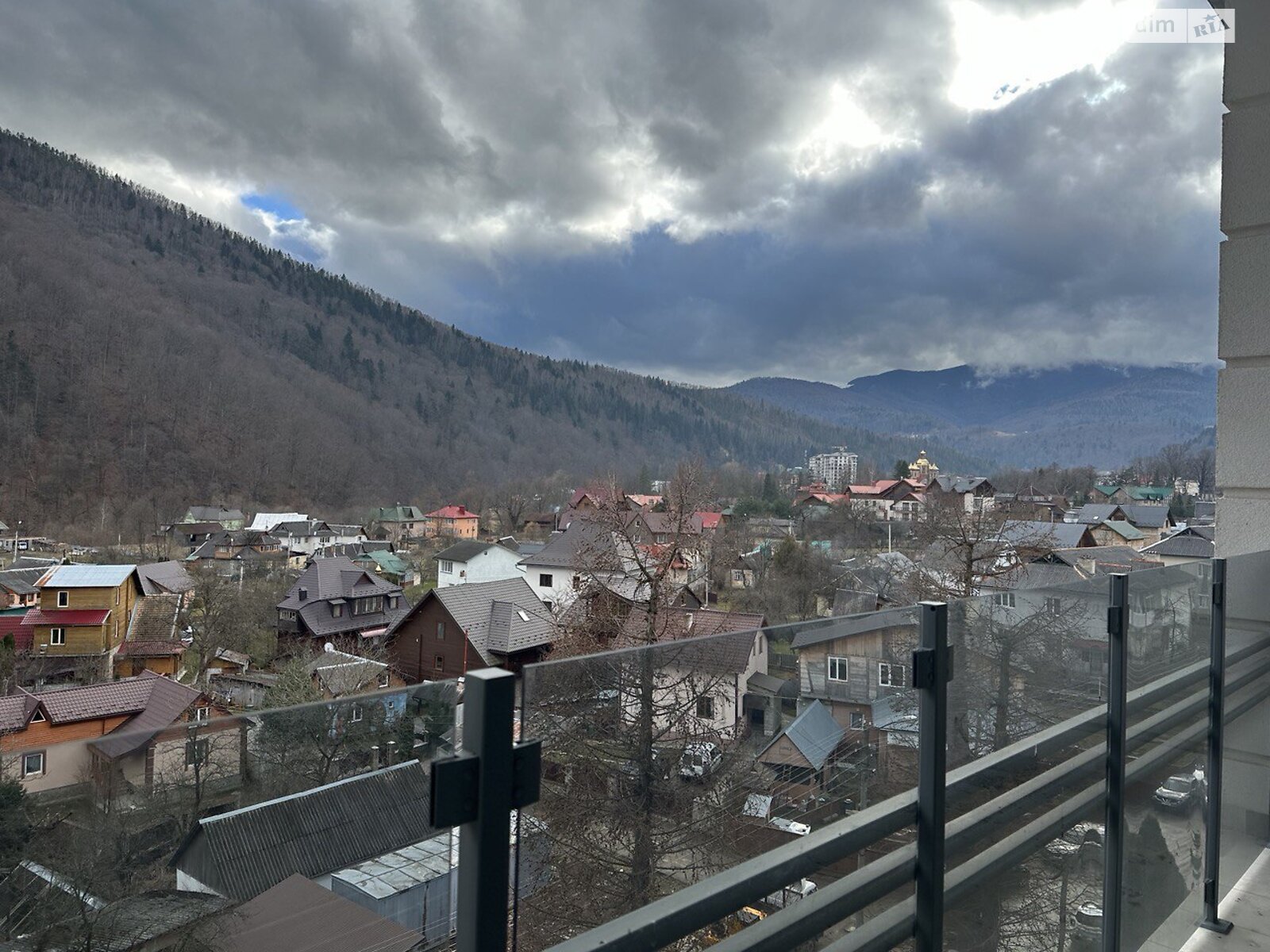 Продажа трехкомнатной квартиры в Яремче, на ул. Руднева, район Яремче фото 1 Продажа трехкомнатной квартиры в Яремче, на ул. Руднева, район Яремче фото 1
