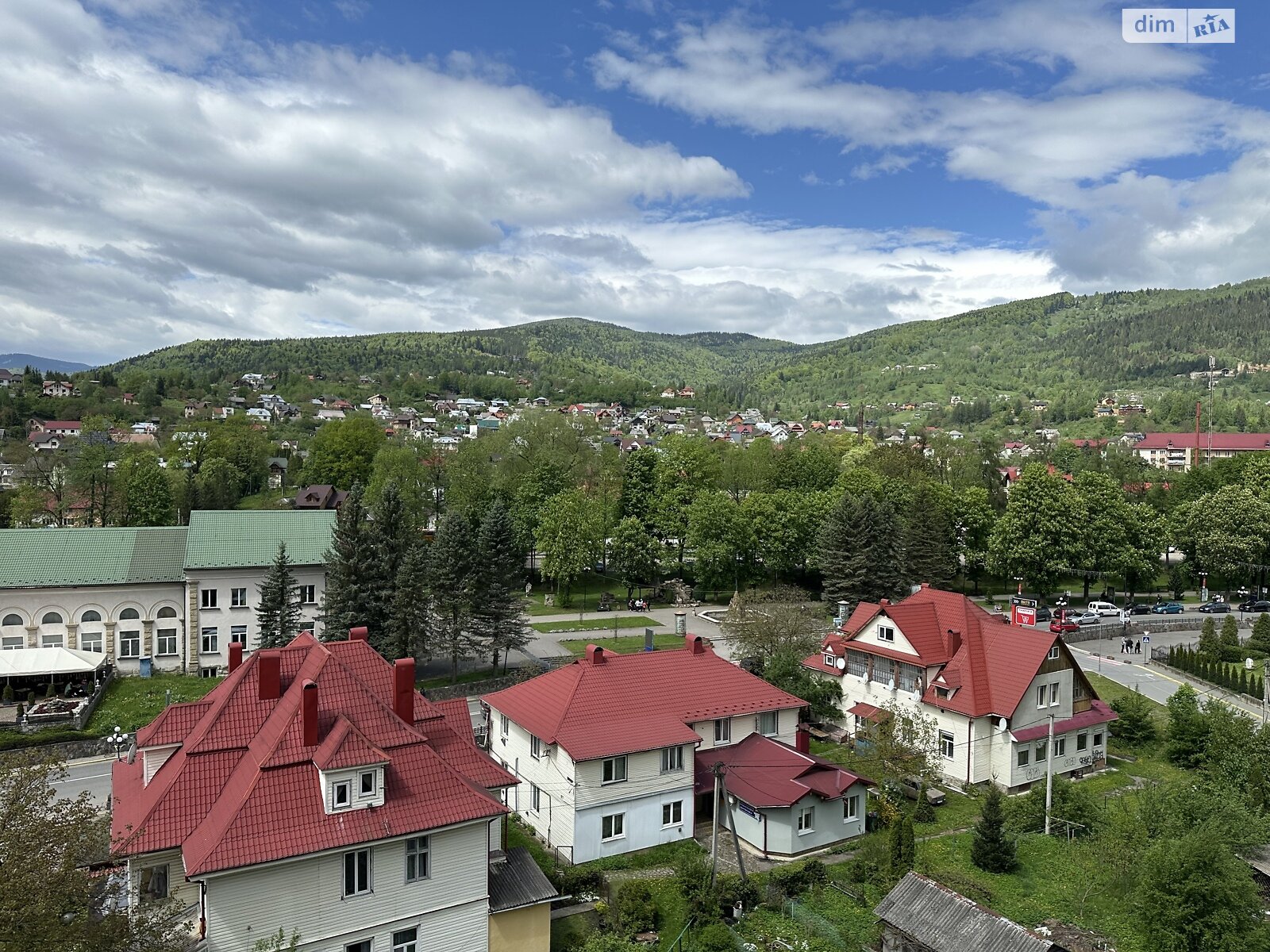 Продаж однокімнатної квартири в Яремчі, на вул. Свободи 301, район Яремче фото 1 Продаж однокімнатної квартири в Яремчі, на вул. Свободи 301, район Яремче фото 1