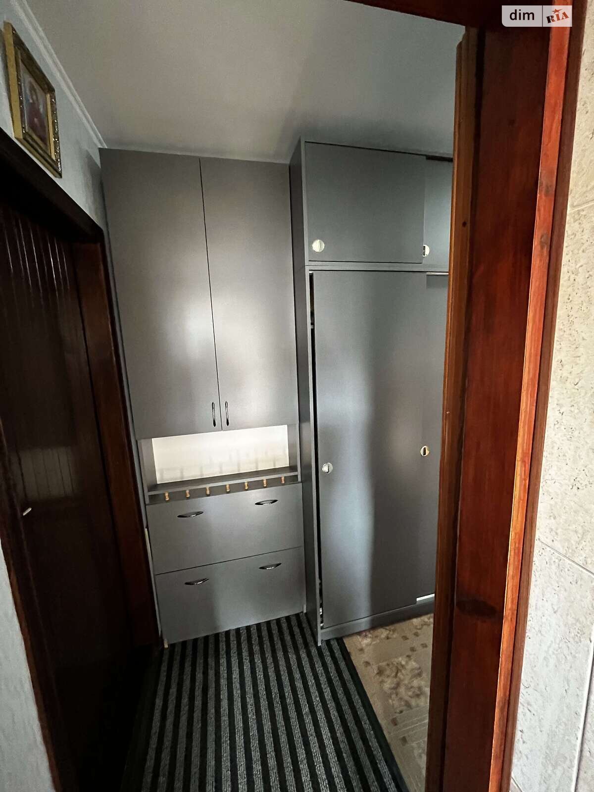 Продажа трехкомнатной квартиры в Южноукраинске, на ул. Молодежная 5, район Южноукраинск фото 1