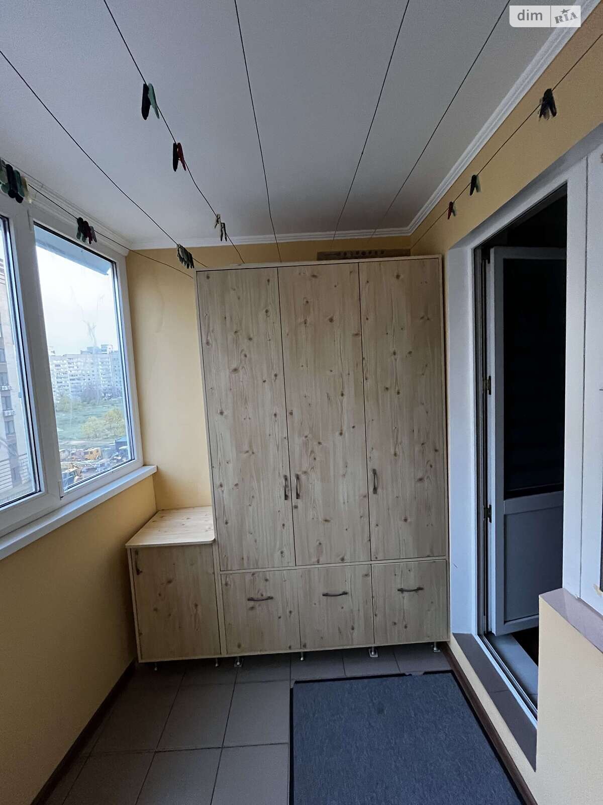 Продажа трехкомнатной квартиры в Южноукраинске, на ул. Молодежная 5, район Южноукраинск фото 1