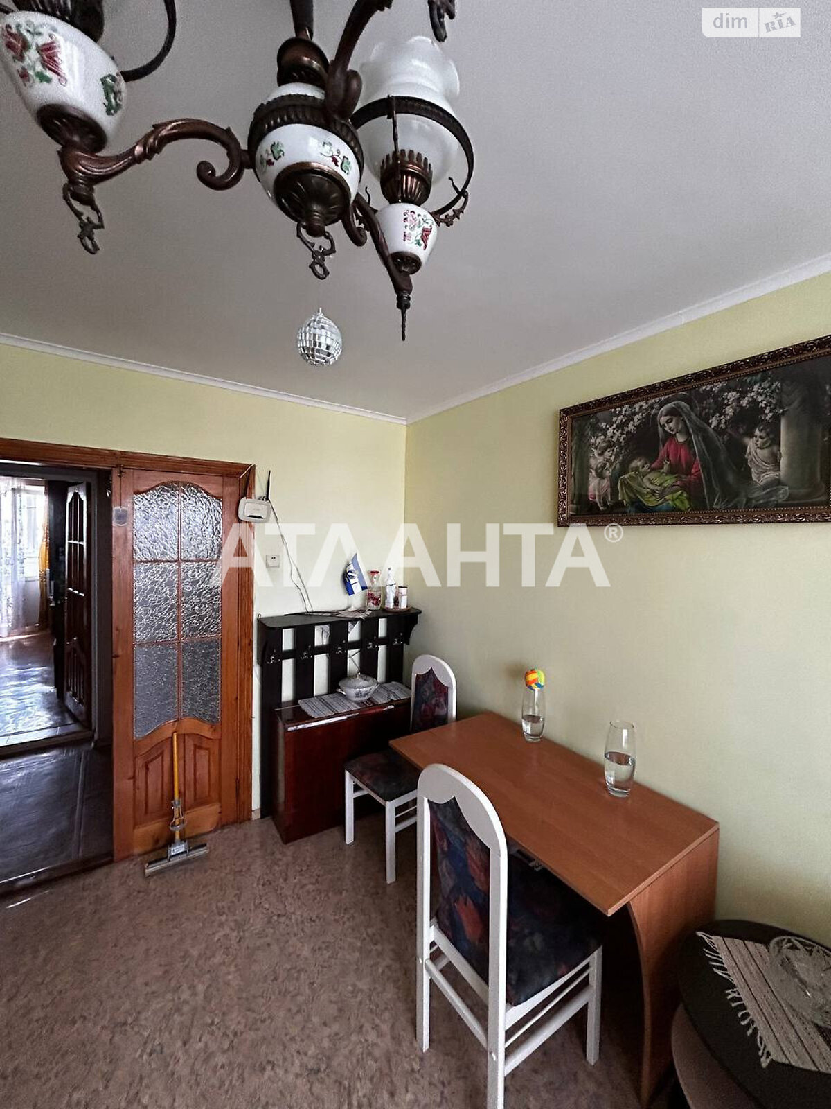 Продажа четырехкомнатной квартиры в Южному, на ул. Химиков, район Южный фото 1 Продажа четырехкомнатной квартиры в Южному, на ул. Химиков, район Южный фото 1