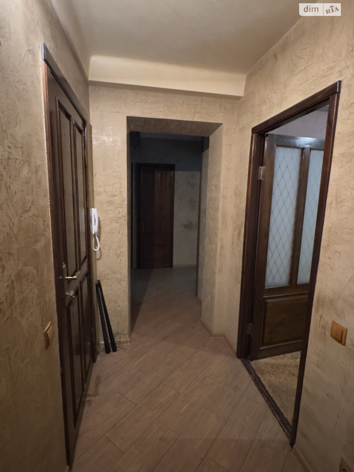Продаж двокімнатної квартири в Запоріжжі, на вул. Чарівна 48, район 1-й Шевченківський фото 1 Продаж двокімнатної квартири в Запоріжжі, на вул. Чарівна 48, район 1-й Шевченківський фото 1
