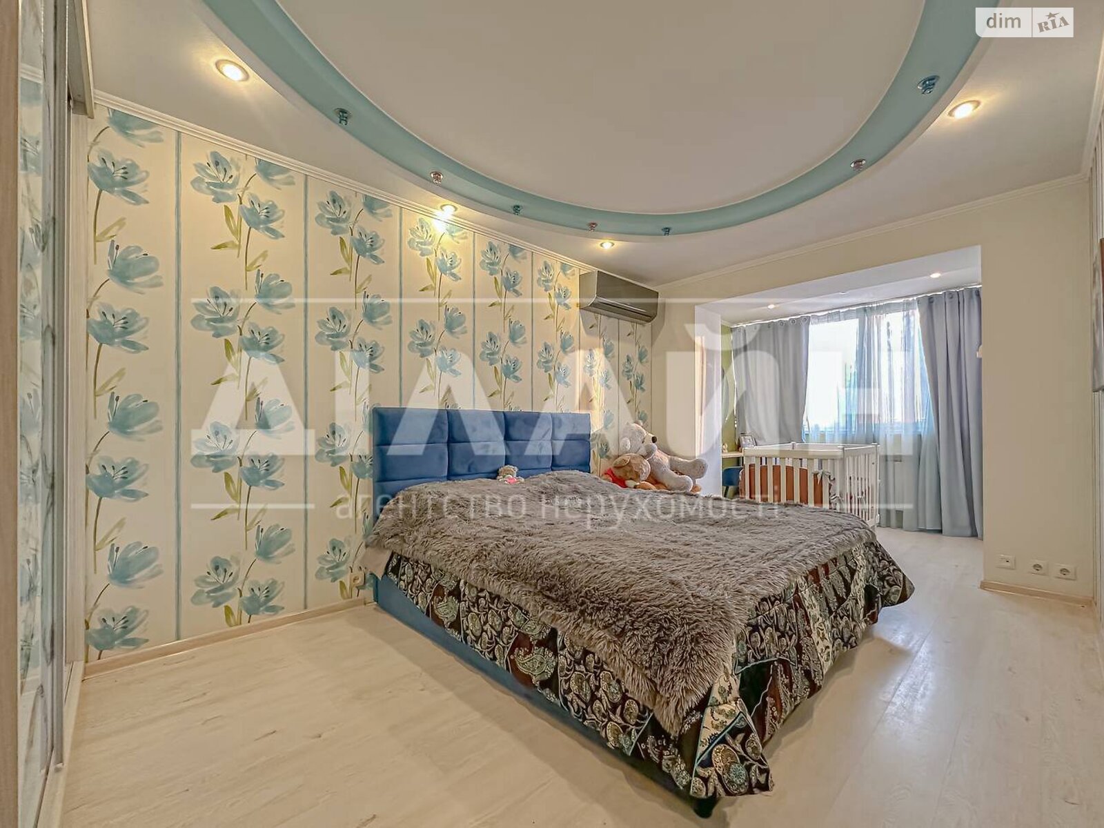 Продаж трикімнатної квартири в Запоріжжі, на вул. Чарівна 119, кв. 223, район 1-й Шевченківський фото 1 Продаж трикімнатної квартири в Запоріжжі, на вул. Чарівна 119, кв. 223, район 1-й Шевченківський фото 1