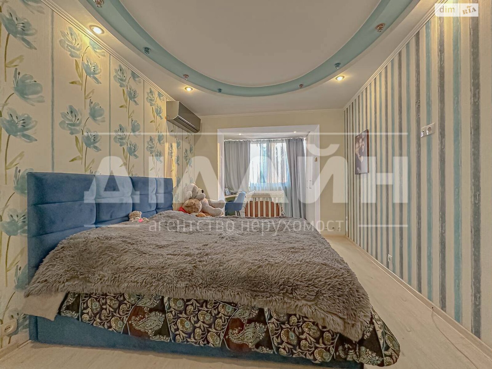 Продаж трикімнатної квартири в Запоріжжі, на вул. Чарівна 119, кв. 223, район 1-й Шевченківський фото 1 Продаж трикімнатної квартири в Запоріжжі, на вул. Чарівна 119, кв. 223, район 1-й Шевченківський фото 1