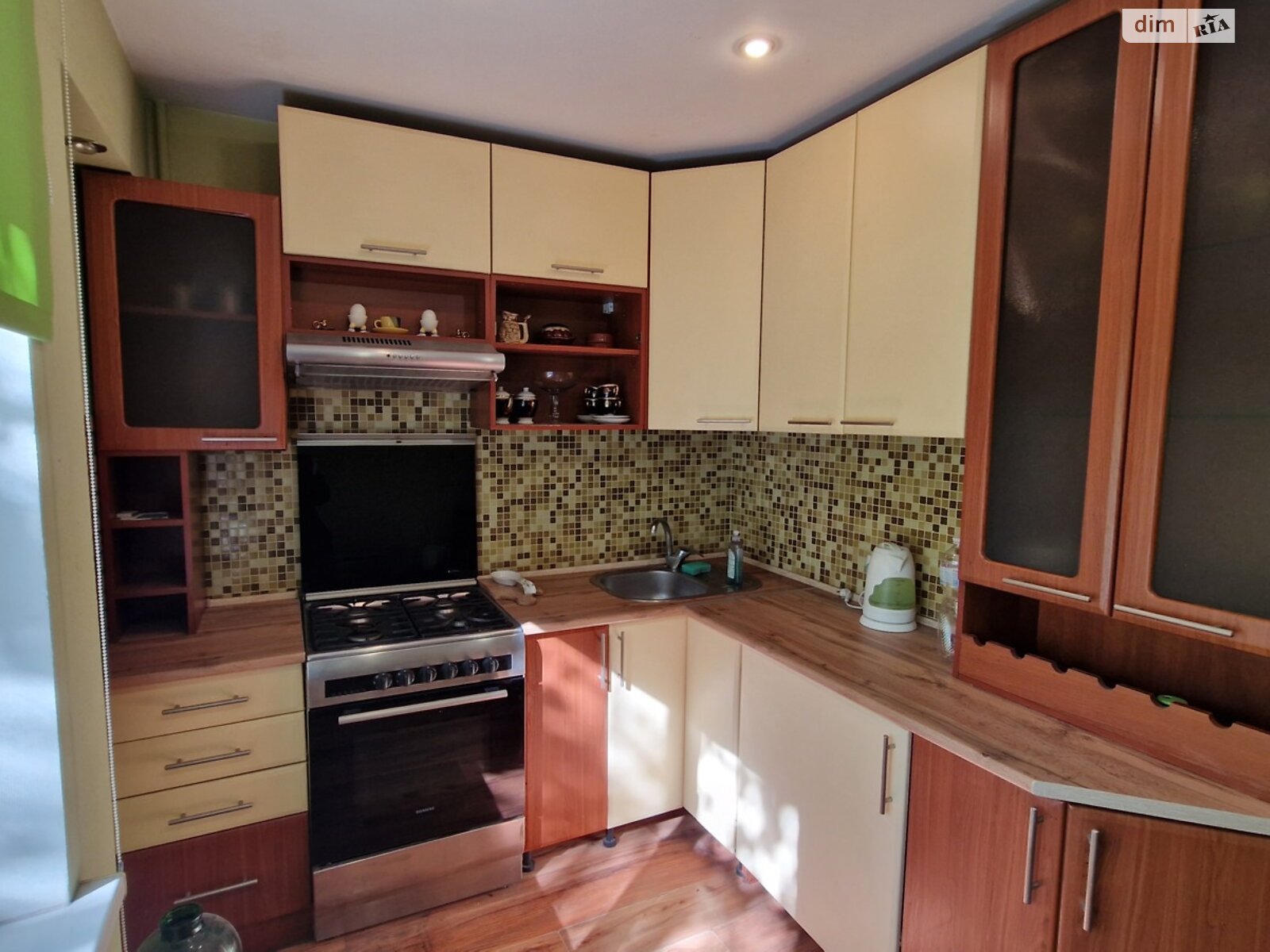 Продажа трехкомнатной квартиры в Запорожье, на ул. Волшебная, район 1-й Шевченковский фото 1 Продажа трехкомнатной квартиры в Запорожье, на ул. Волшебная, район 1-й Шевченковский фото 1