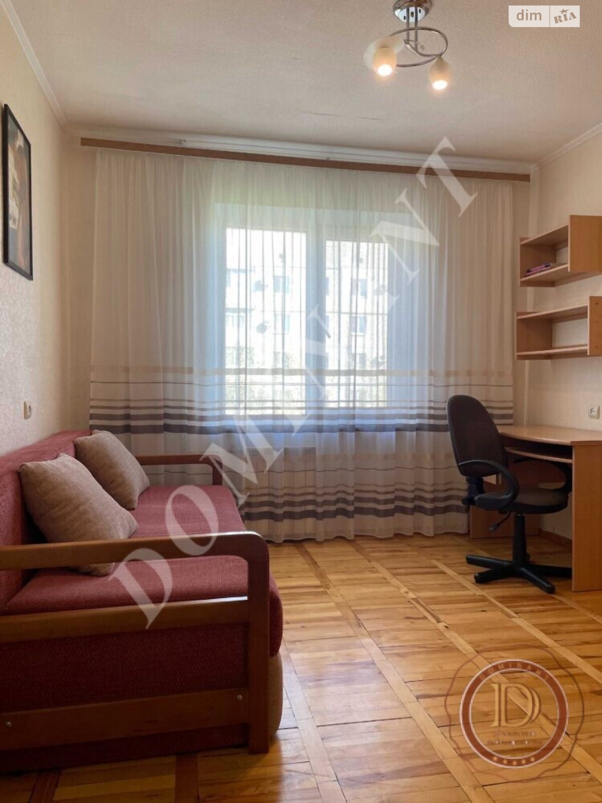 Продаж трикімнатної квартири в Запоріжжі, на вул. Чарівна, район 1-й Шевченківський фото 1 Продаж трикімнатної квартири в Запоріжжі, на вул. Чарівна, район 1-й Шевченківський фото 1