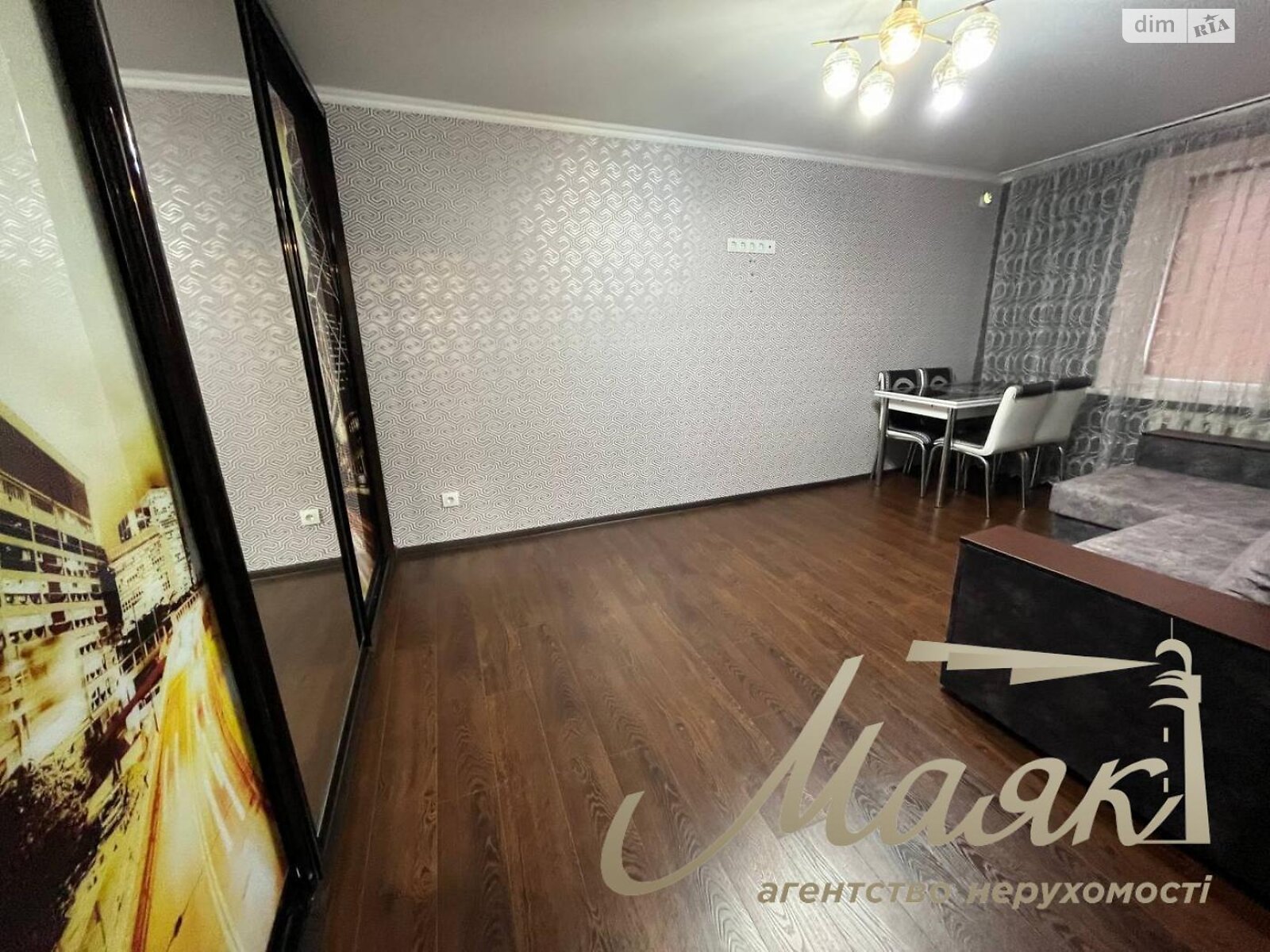 Продажа двухкомнатной квартиры в Запорожье, на ул. Краснова Николая 1А, район 2-й Шевченковский фото 1 Продажа двухкомнатной квартиры в Запорожье, на ул. Краснова Николая 1А, район 2-й Шевченковский фото 1