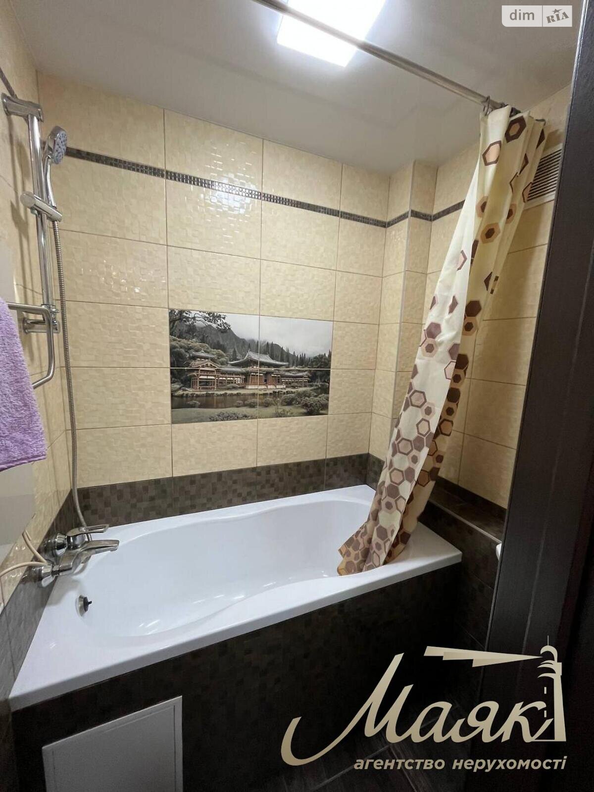 Продажа двухкомнатной квартиры в Запорожье, на ул. Краснова Николая 1А, район 2-й Шевченковский фото 1 Продажа двухкомнатной квартиры в Запорожье, на ул. Краснова Николая 1А, район 2-й Шевченковский фото 1