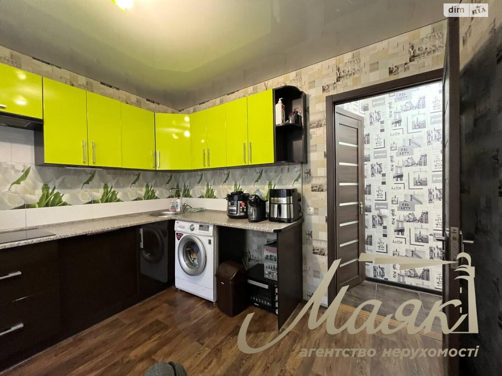 Продажа двухкомнатной квартиры в Запорожье, на ул. Краснова Николая 1А, район 2-й Шевченковский фото 1 Продажа двухкомнатной квартиры в Запорожье, на ул. Краснова Николая 1А, район 2-й Шевченковский фото 1