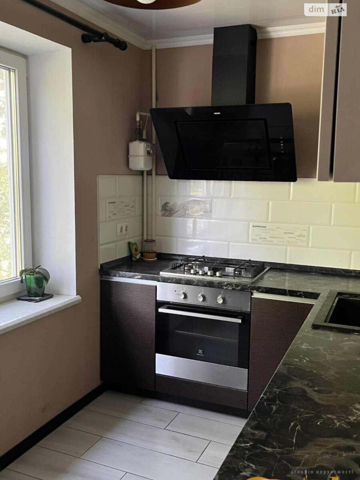 Продажа трехкомнатной квартиры в Запорожье, на ул. Воронина, район 3-й Шевченковский фото 1