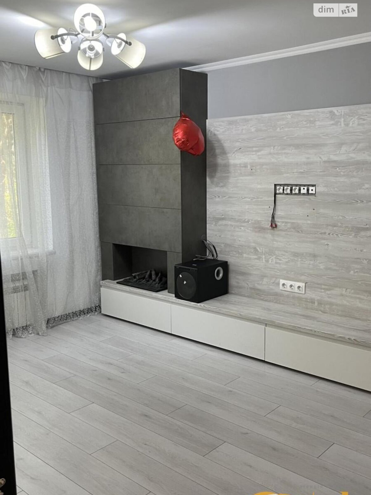 Продажа трехкомнатной квартиры в Запорожье, на ул. Воронина, район 3-й Шевченковский фото 1