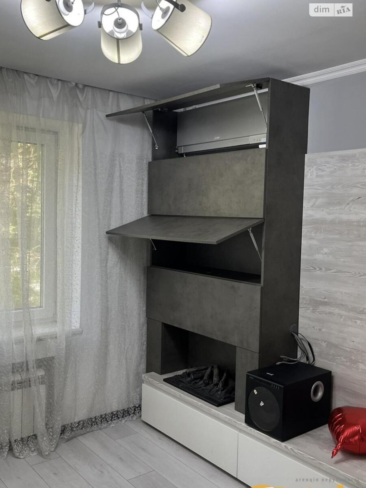 Продажа трехкомнатной квартиры в Запорожье, на ул. Воронина, район 3-й Шевченковский фото 1