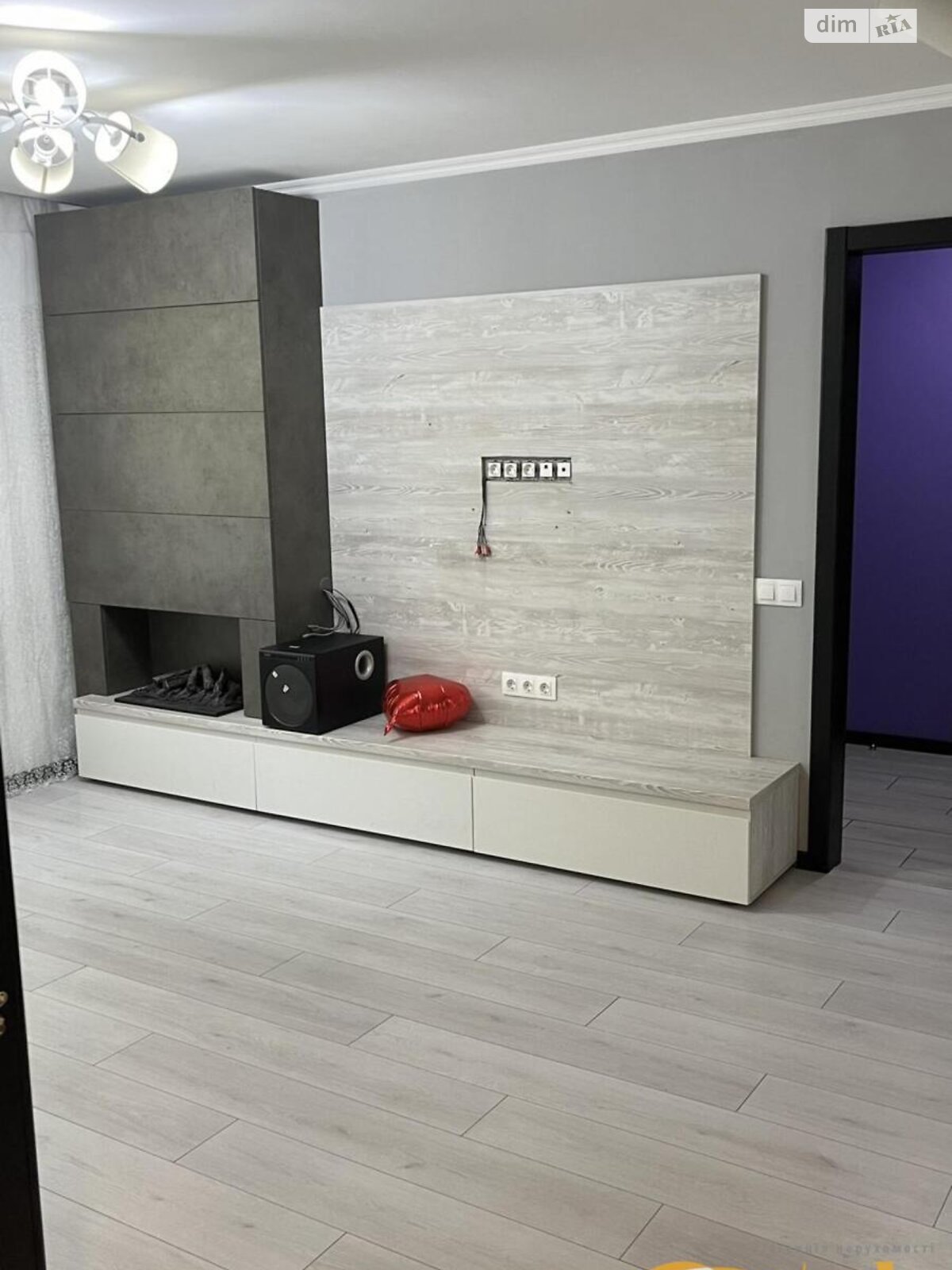 Продажа трехкомнатной квартиры в Запорожье, на ул. Воронина, район 3-й Шевченковский фото 1