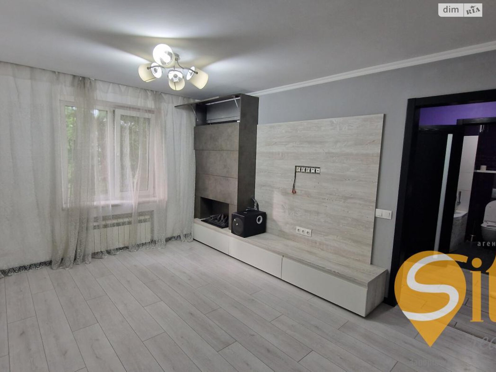 Продажа трехкомнатной квартиры в Запорожье, на ул. Воронина, район 3-й Шевченковский фото 1