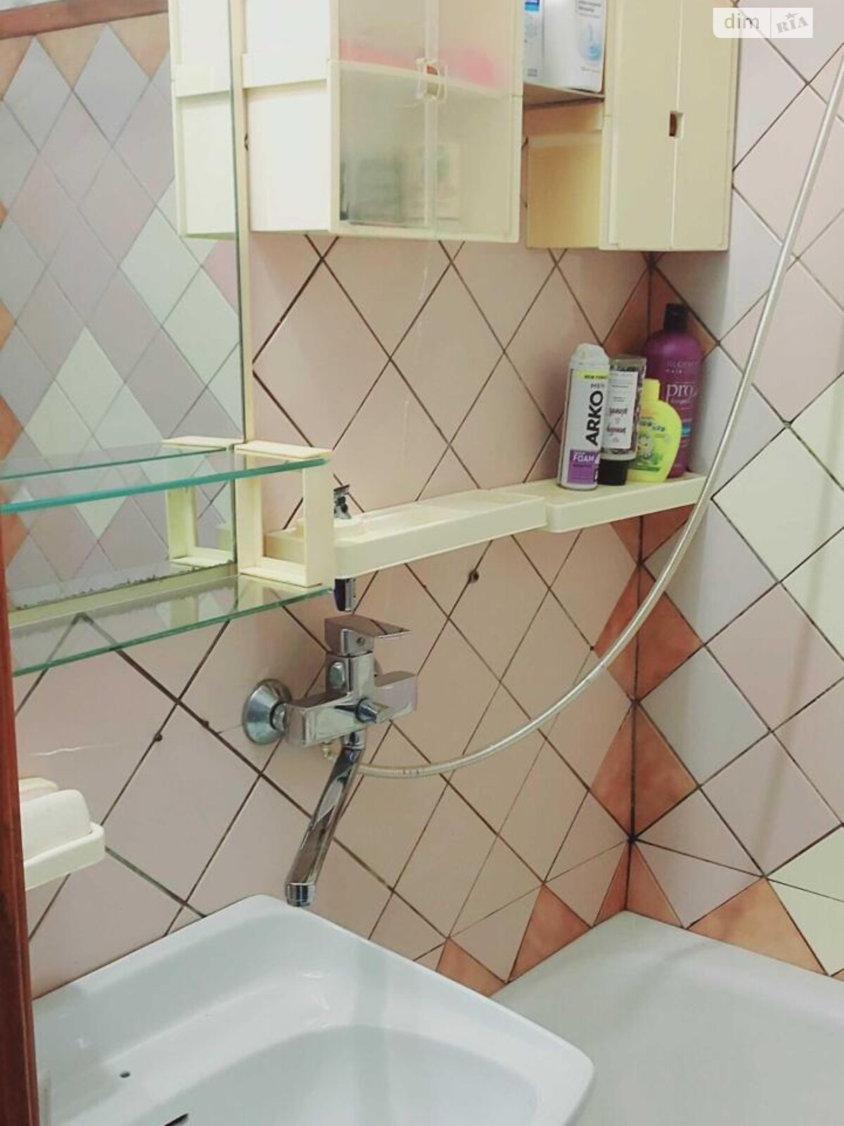 Продажа трехкомнатной квартиры в Запорожье, на просп. Преображенского инженера 3, район 5-й Хортицкий фото 1 Продажа трехкомнатной квартиры в Запорожье, на просп. Преображенского инженера 3, район 5-й Хортицкий фото 1