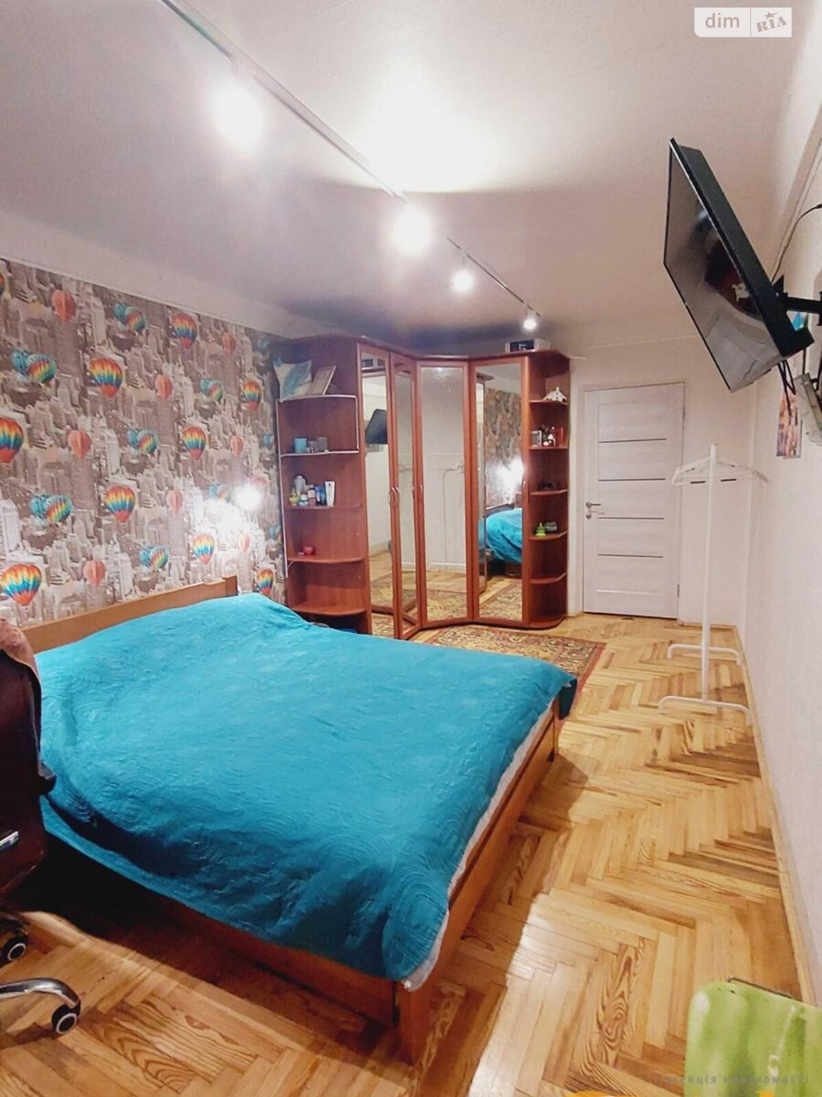 Продажа трехкомнатной квартиры в Запорожье, на просп. Преображенского инженера 3, район 5-й Хортицкий фото 1 Продажа трехкомнатной квартиры в Запорожье, на просп. Преображенского инженера 3, район 5-й Хортицкий фото 1