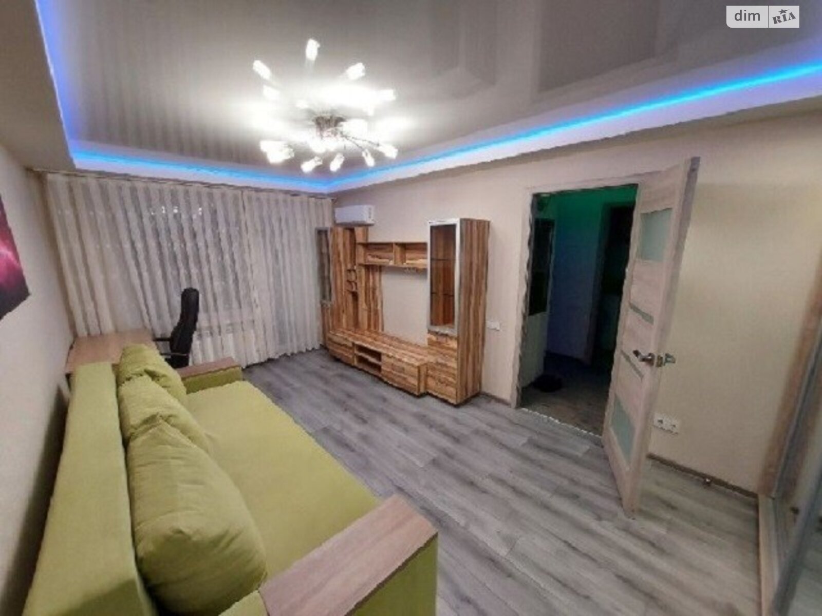 Продаж однокімнатної квартири в Запоріжжі, на просп. Ювілейний, район 6-й Хортицький фото 1