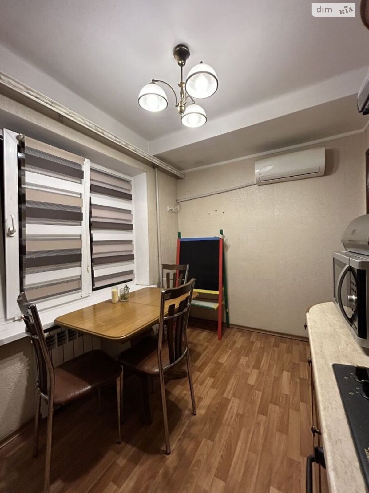 Продажа двухкомнатной квартиры в Запорожье, на ул. Школьная 34, район Александровский (Жовтневый) фото 1