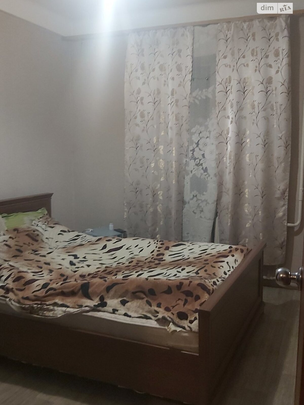 Продажа двухкомнатной квартиры в Запорожье, на ул. Школьная 10, район Александровский (Жовтневый) фото 1