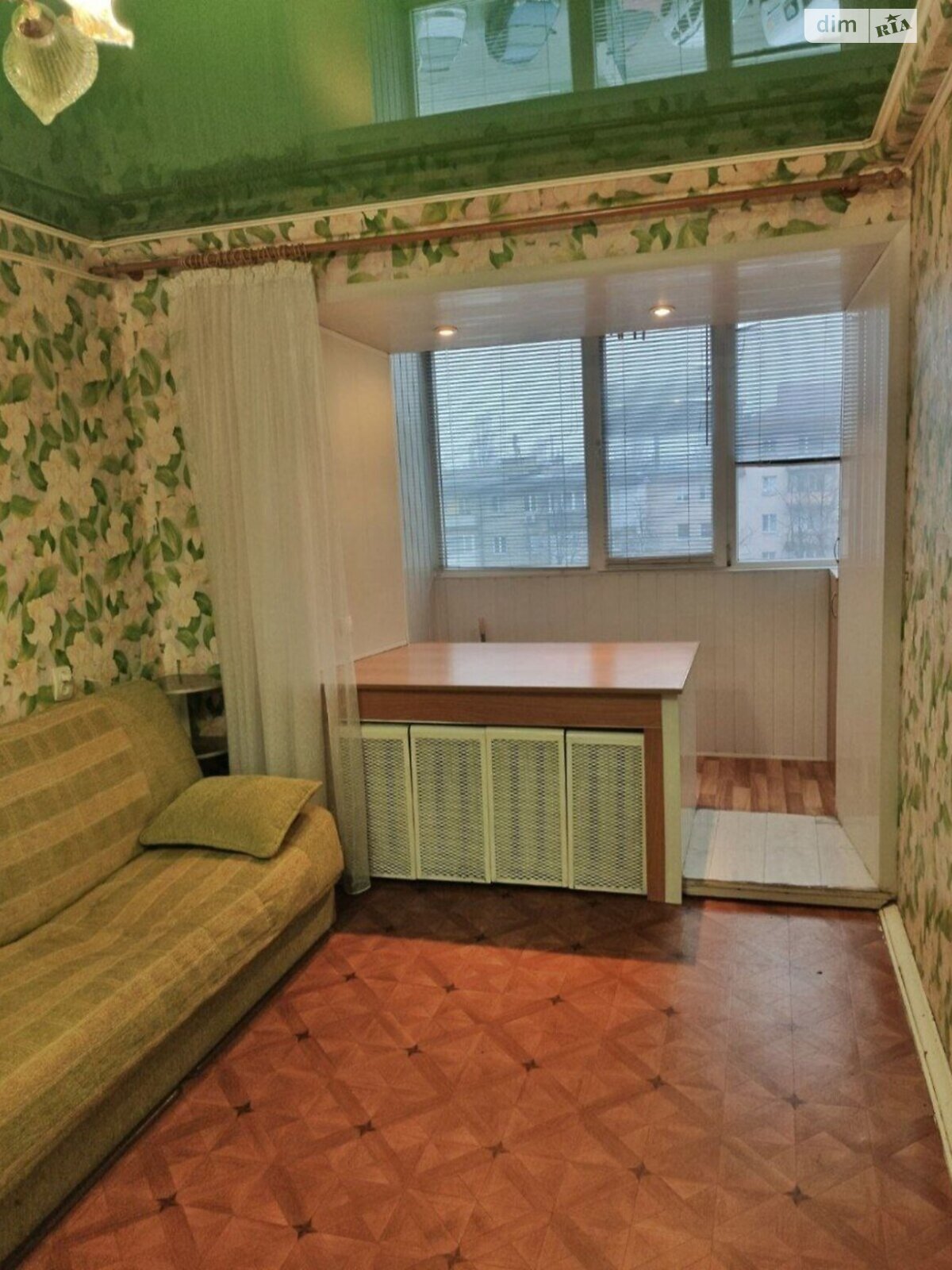 Продажа двухкомнатной квартиры в Запорожье, на просп. Соборный 146, район Александровский (Жовтневый) фото 1