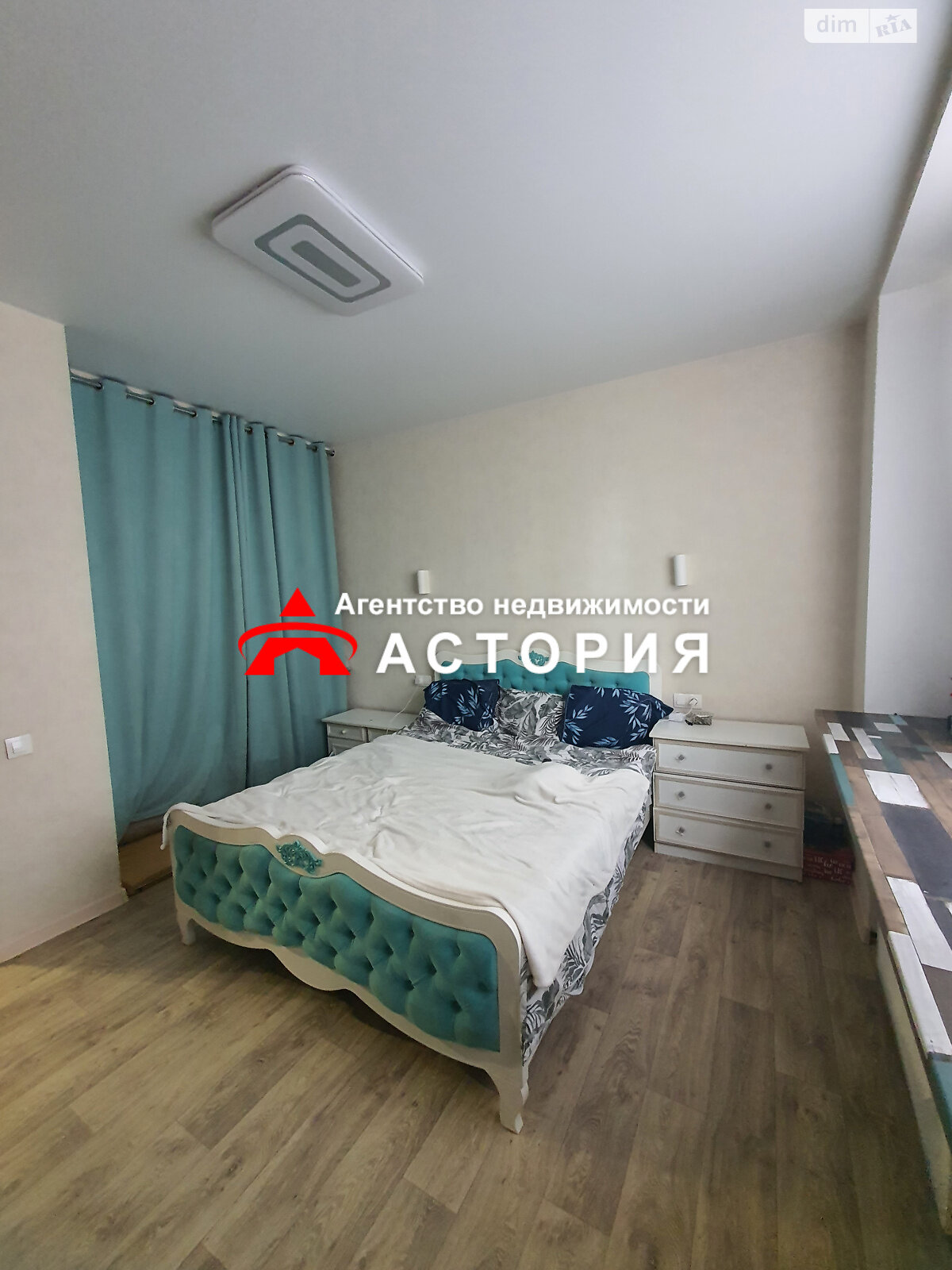Продажа трехкомнатной квартиры в Запорожье, на ул. Александровская, район Александровский (Жовтневый) фото 1 Продажа трехкомнатной квартиры в Запорожье, на ул. Александровская, район Александровский (Жовтневый) фото 1