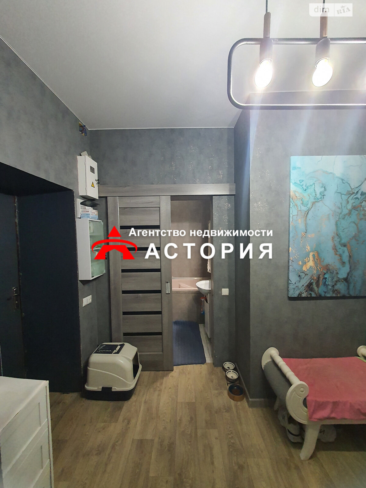 Продажа трехкомнатной квартиры в Запорожье, на ул. Александровская, район Александровский (Жовтневый) фото 1 Продажа трехкомнатной квартиры в Запорожье, на ул. Александровская, район Александровский (Жовтневый) фото 1