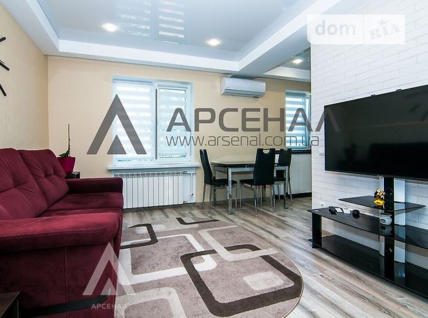 Продажа трехкомнатной квартиры в Запорожье, на ул. Героев Сталинграда 24, район Александровский (Жовтневый) фото 1 Продажа трехкомнатной квартиры в Запорожье, на ул. Героев Сталинграда 24, район Александровский (Жовтневый) фото 1