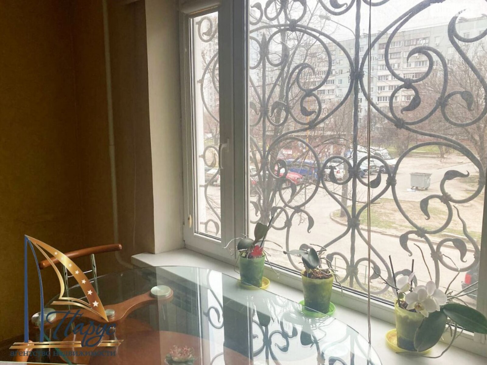 Продажа трехкомнатной квартиры в Запорожье, на ул. Крепостная, район Александровский (Жовтневый) фото 1