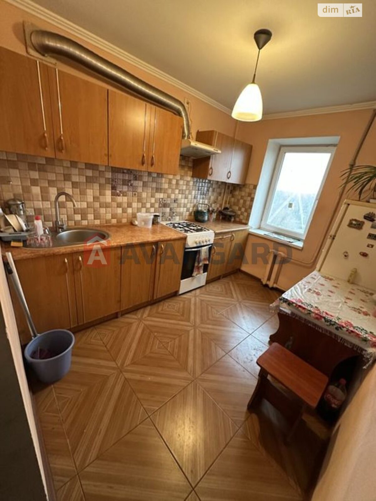 Продаж двокімнатної квартири в Запоріжжі, на вул. Дніпровська 4, район Олександрівський (Жовтневий) фото 1 Продаж двокімнатної квартири в Запоріжжі, на вул. Дніпровська 4, район Олександрівський (Жовтневий) фото 1