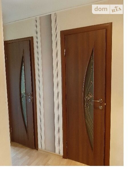 Продаж трикімнатної квартири в Запоріжжі, на вул. Шкільна, район Олександрівський (Жовтневий) фото 1 Продаж трикімнатної квартири в Запоріжжі, на вул. Шкільна, район Олександрівський (Жовтневий) фото 1