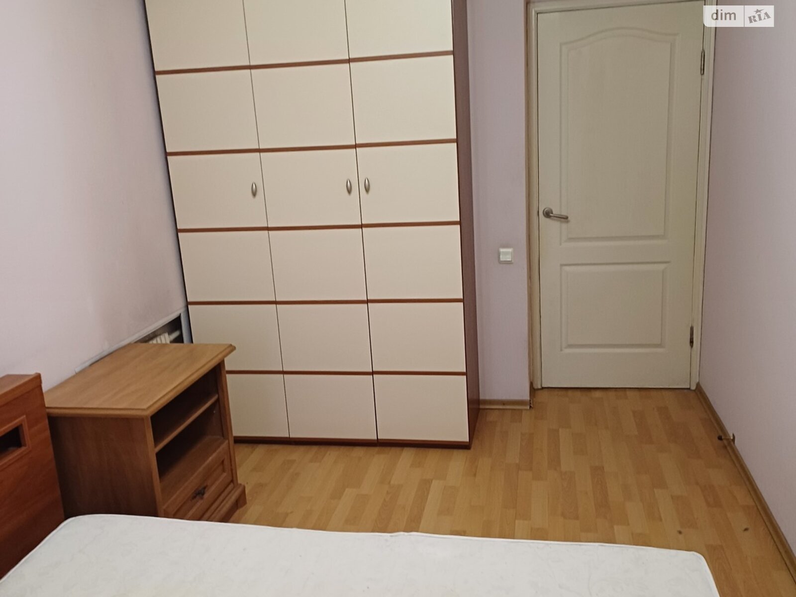 Продаж трикімнатної квартири в Запоріжжі, на вул. Шкільна, район Олександрівський (Жовтневий) фото 1 Продаж трикімнатної квартири в Запоріжжі, на вул. Шкільна, район Олександрівський (Жовтневий) фото 1