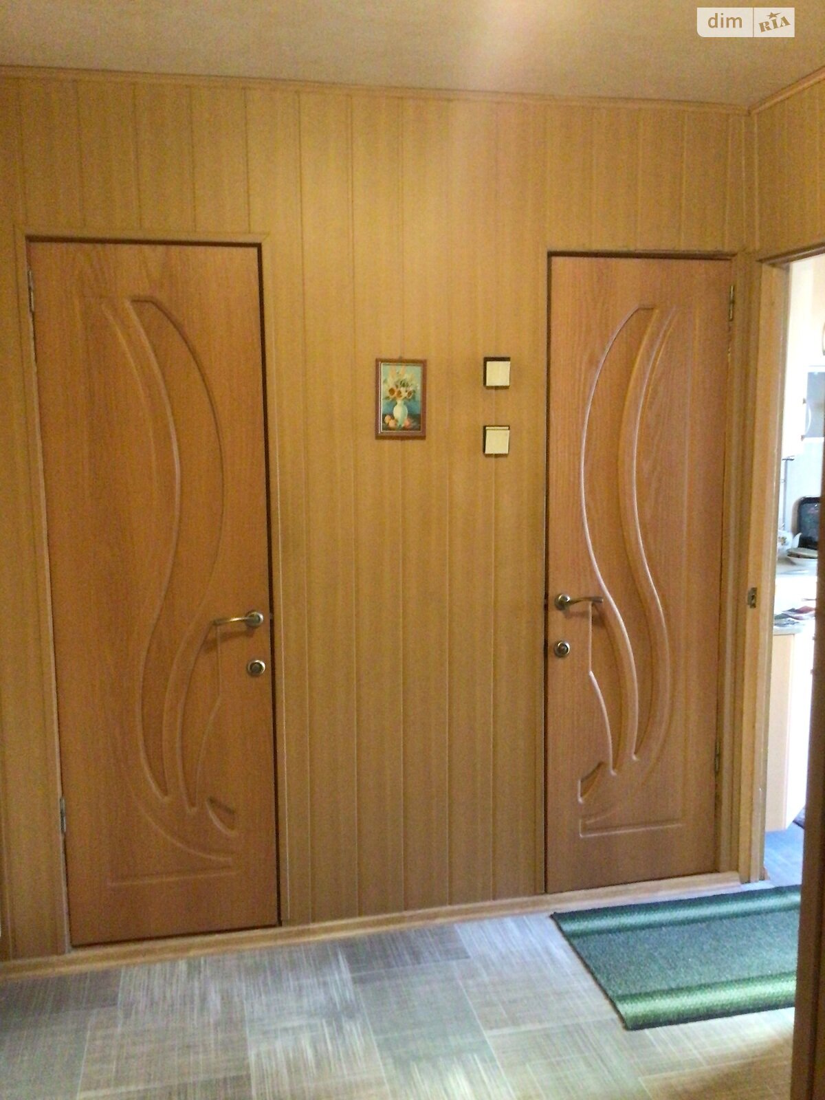 Продажа трехкомнатной квартиры в Запорожье, на ул. Школьная 48, район Александровский (Жовтневый) фото 1 Продажа трехкомнатной квартиры в Запорожье, на ул. Школьная 48, район Александровский (Жовтневый) фото 1