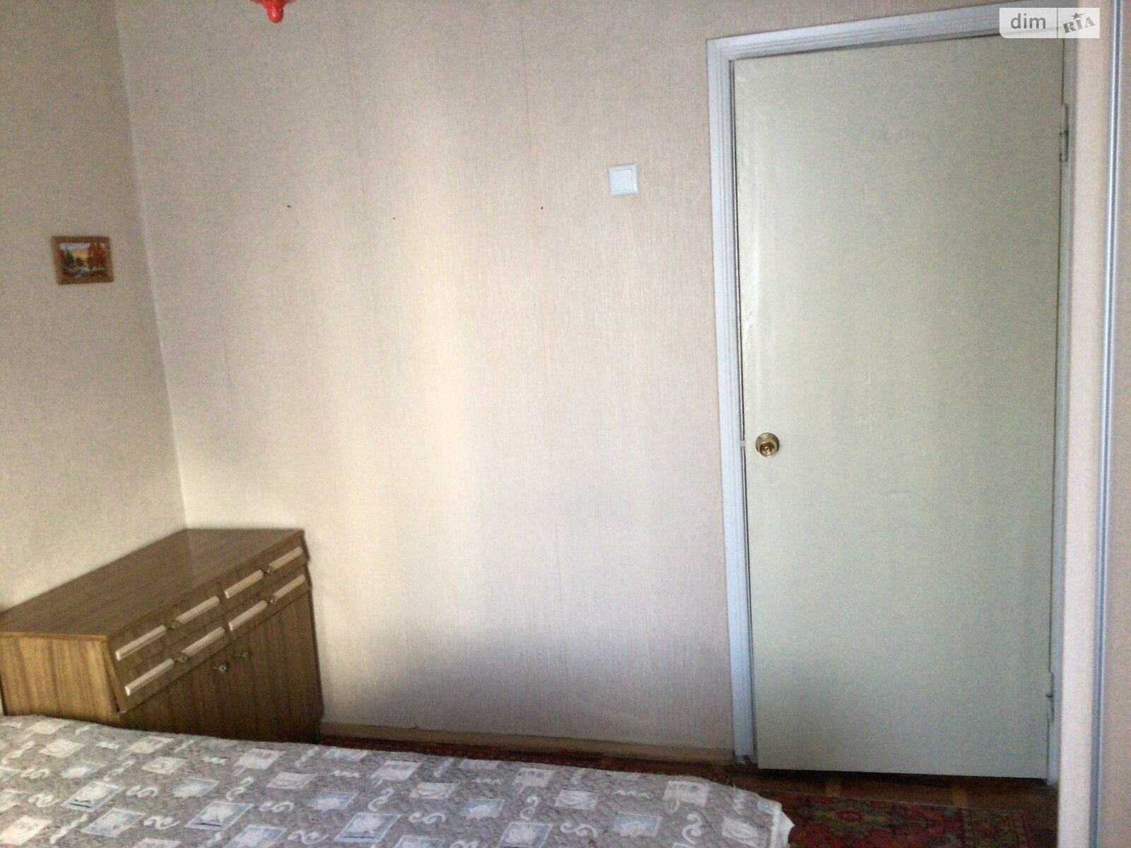 Продажа трехкомнатной квартиры в Запорожье, на ул. Школьная 48, район Александровский (Жовтневый) фото 1 Продажа трехкомнатной квартиры в Запорожье, на ул. Школьная 48, район Александровский (Жовтневый) фото 1