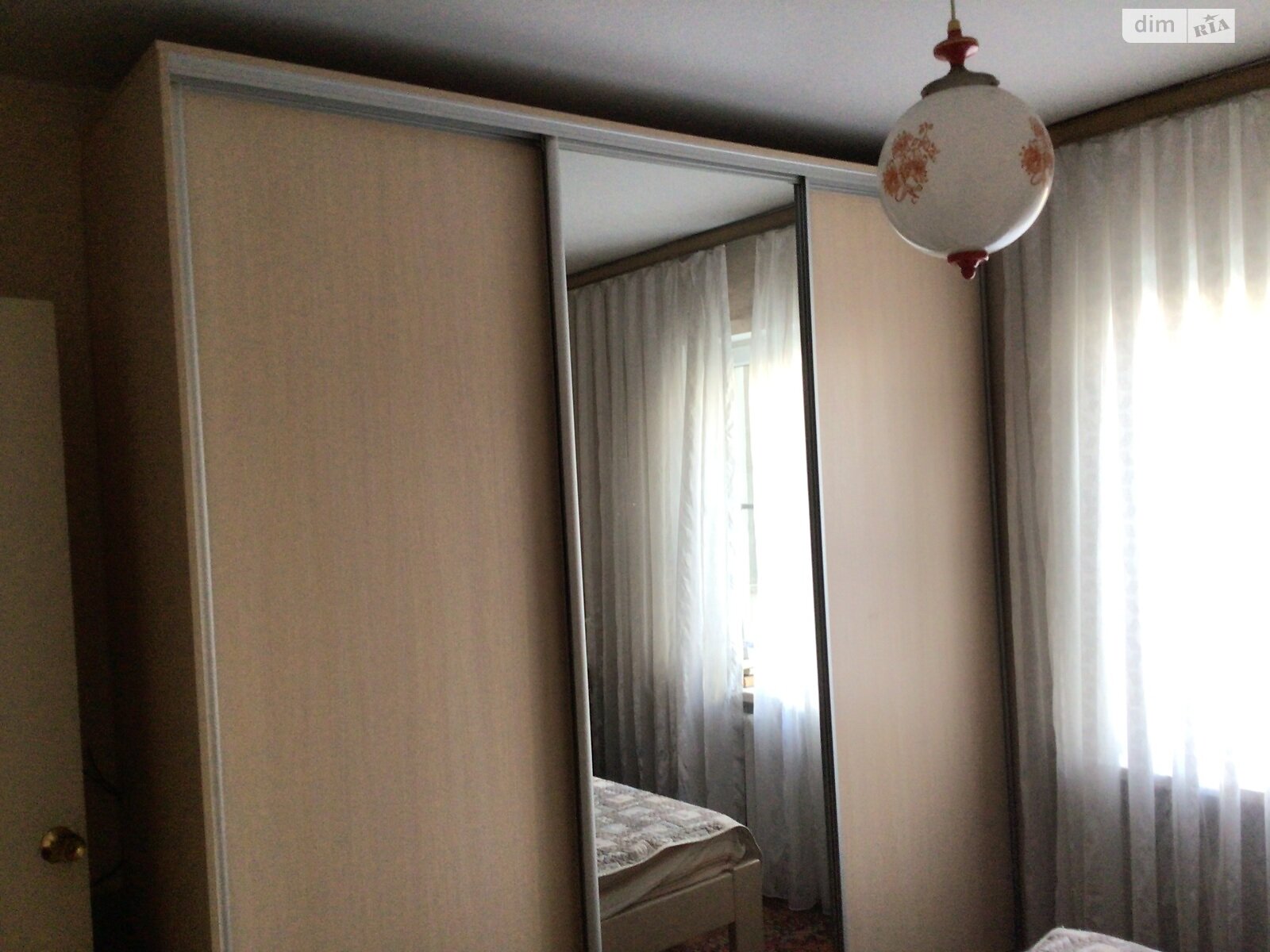 Продажа трехкомнатной квартиры в Запорожье, на ул. Школьная 48, район Александровский (Жовтневый) фото 1 Продажа трехкомнатной квартиры в Запорожье, на ул. Школьная 48, район Александровский (Жовтневый) фото 1