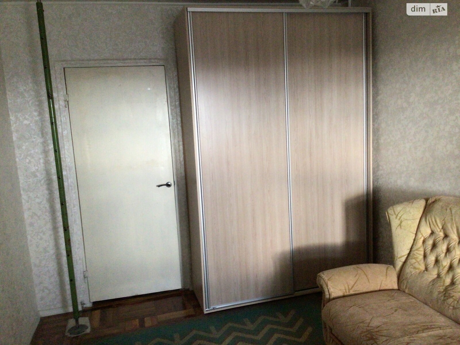 Продажа трехкомнатной квартиры в Запорожье, на ул. Школьная 48, район Александровский (Жовтневый) фото 1 Продажа трехкомнатной квартиры в Запорожье, на ул. Школьная 48, район Александровский (Жовтневый) фото 1