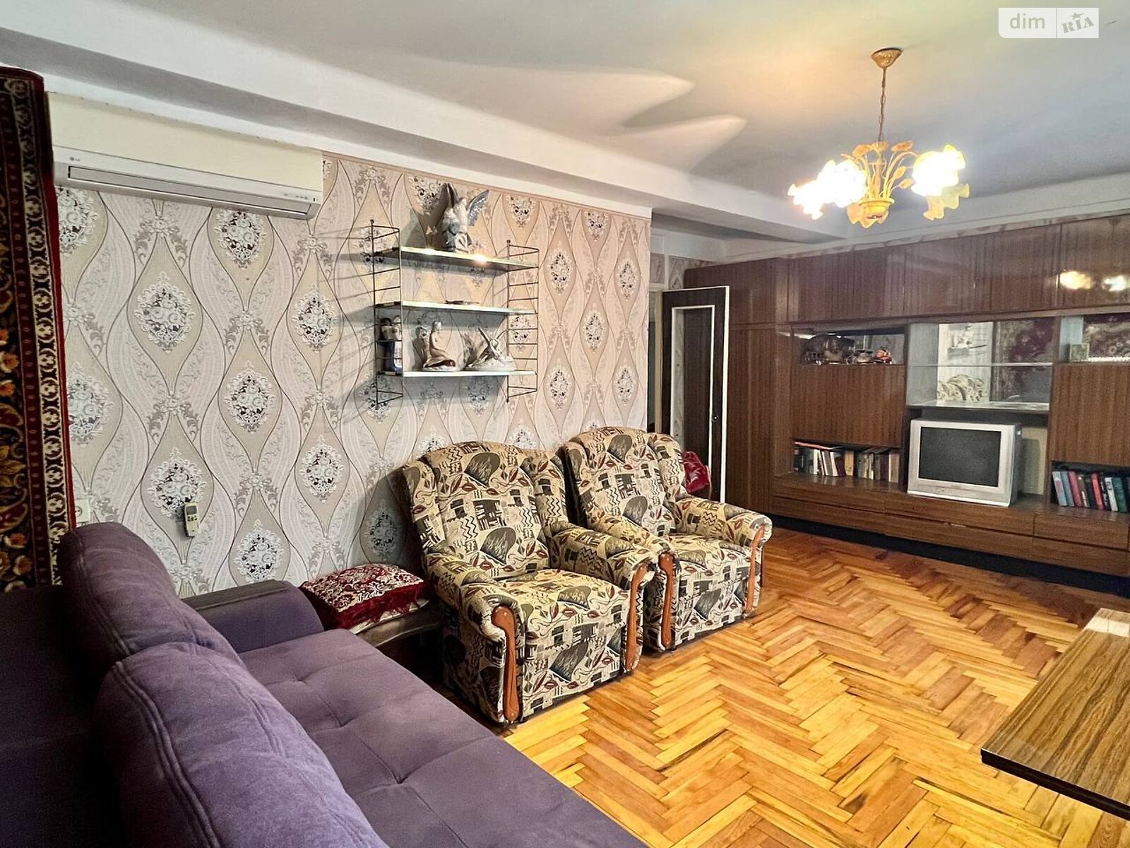 Продаж двокімнатної квартири в Запоріжжі, на вул. Шкільна, кв. 6, район Олександрівський (Жовтневий) фото 1 Продаж двокімнатної квартири в Запоріжжі, на вул. Шкільна, кв. 6, район Олександрівський (Жовтневий) фото 1
