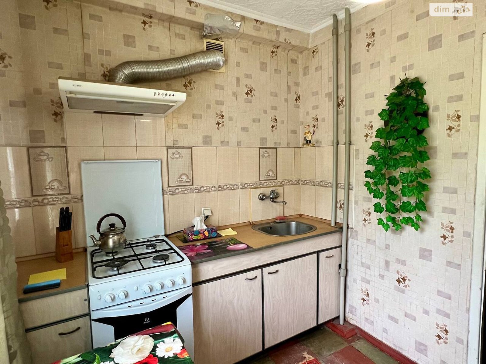 Продаж двокімнатної квартири в Запоріжжі, на вул. Шкільна, кв. 6, район Олександрівський (Жовтневий) фото 1 Продаж двокімнатної квартири в Запоріжжі, на вул. Шкільна, кв. 6, район Олександрівський (Жовтневий) фото 1