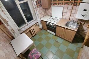 Продажа двухкомнатной квартиры в Запорожье, на просп. Соборный 154Б, район Александровский (Жовтневый) фото 2