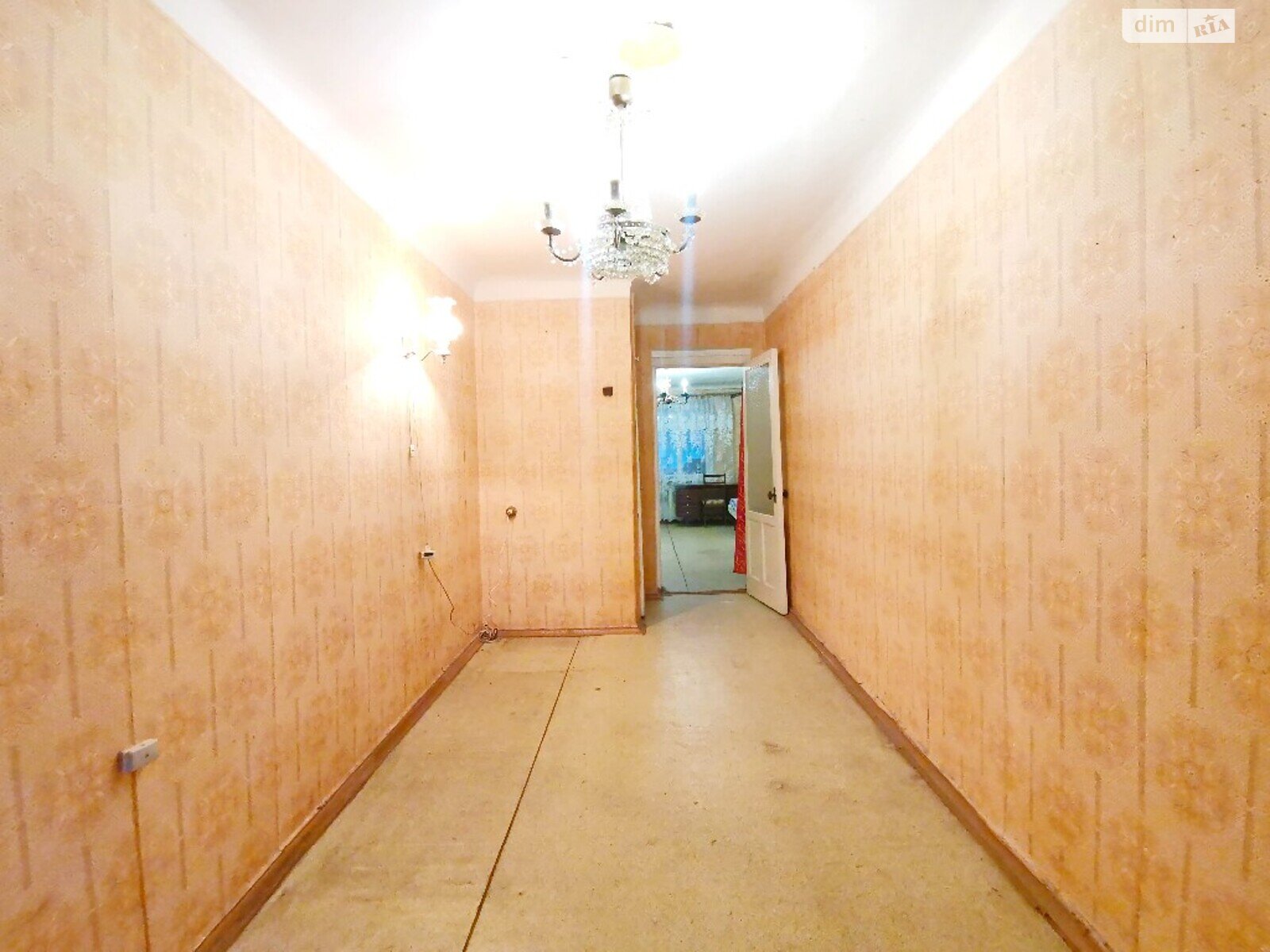 Продажа двухкомнатной квартиры в Запорожье, на просп. Соборный 154Б, район Александровский (Жовтневый) фото 1
